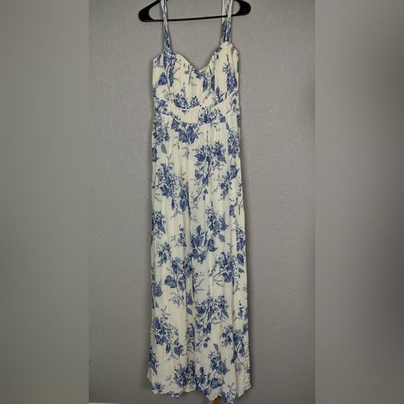 Reformation Jayde Maxi Dress - Lupine Floral Size 12 - Picture 8 of 16